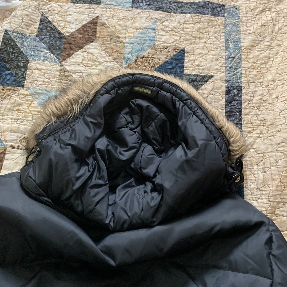 Men's Medium Point Zero Winter Puffer Jacket - image 3